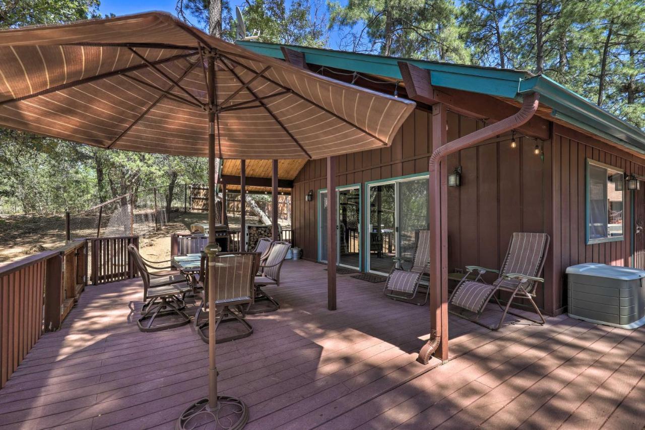 Rustic-Chic Prescott Cabin With Deck In Wooded Area! Luaran gambar